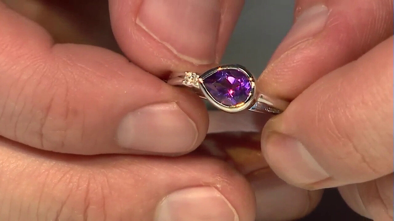 Video Siberian Amethyst Silver Ring