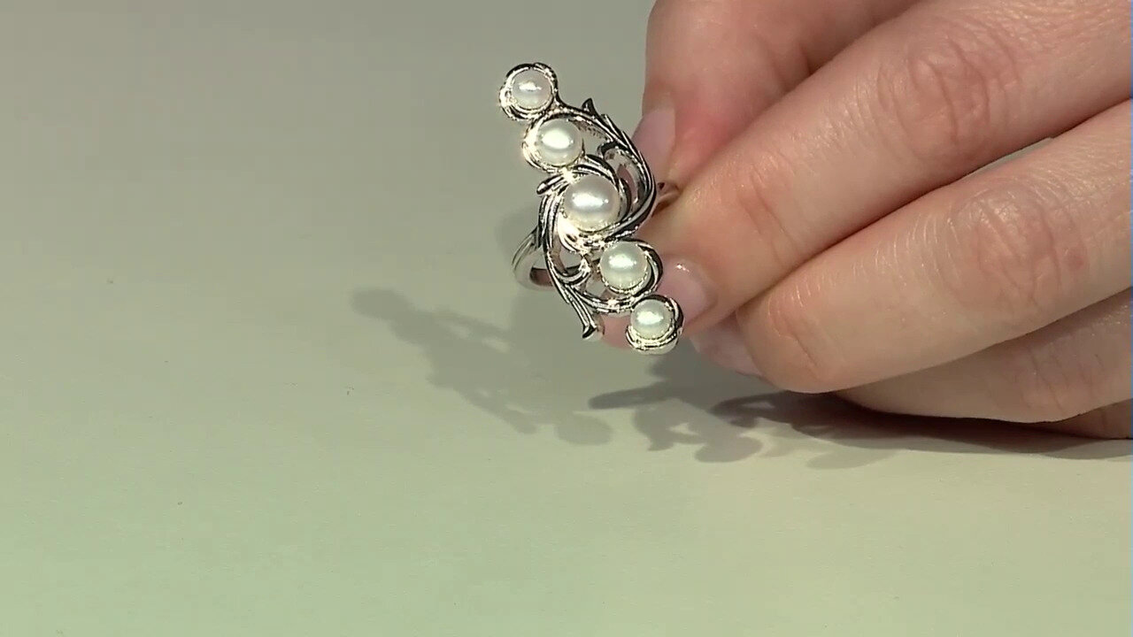 Video Zilveren ring met een zoetwater kweekparel (TPC)