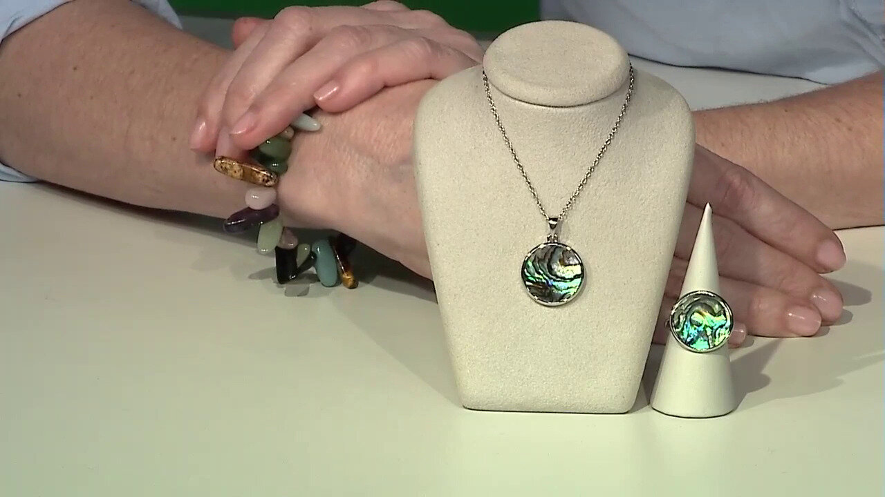 Video Zilveren halsketting met Welo-opalen