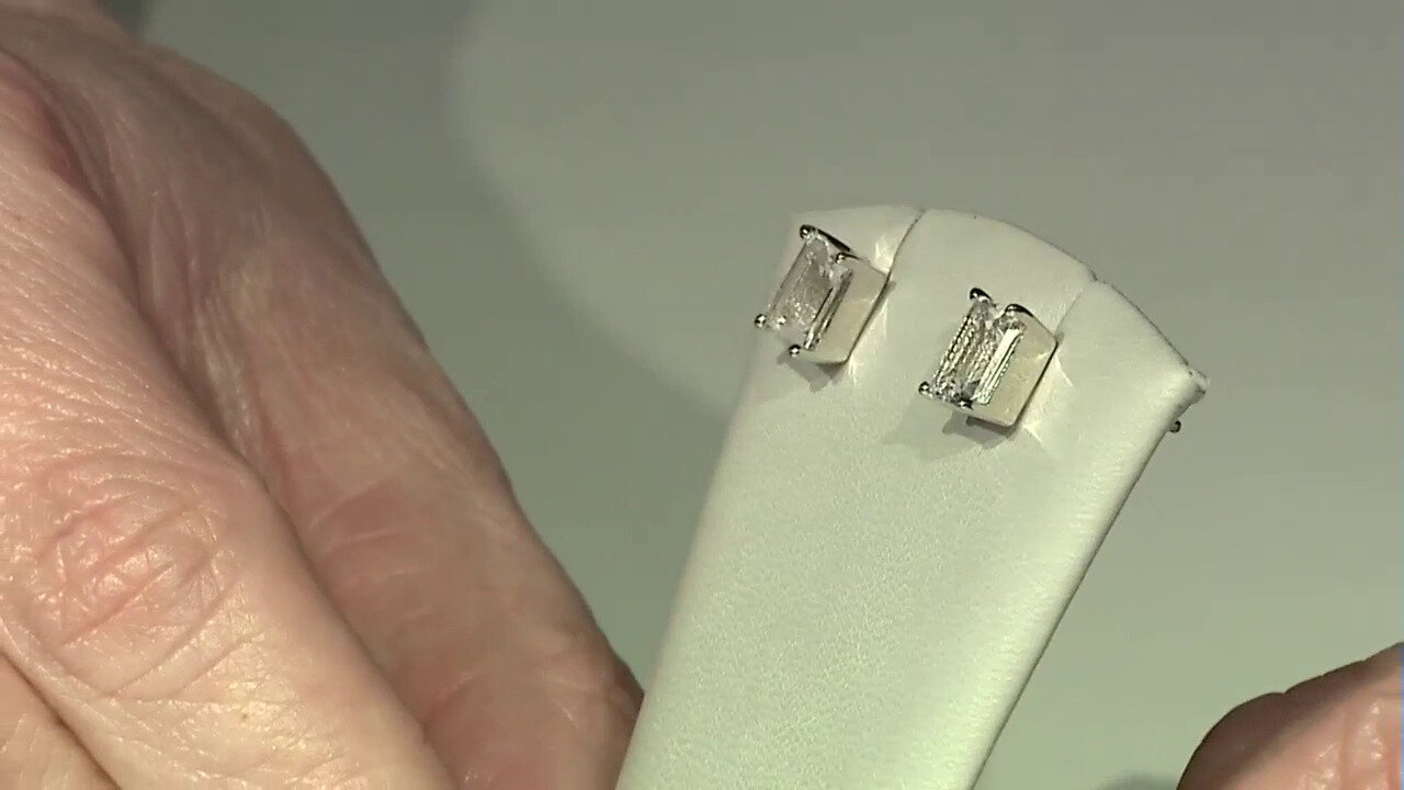 Video Zilveren oorbellen met witte kwartskristallen