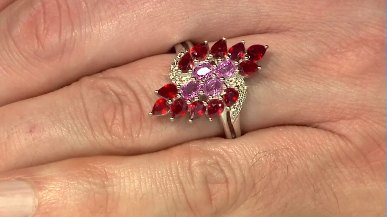 Video Pink Sapphire Silver Ring