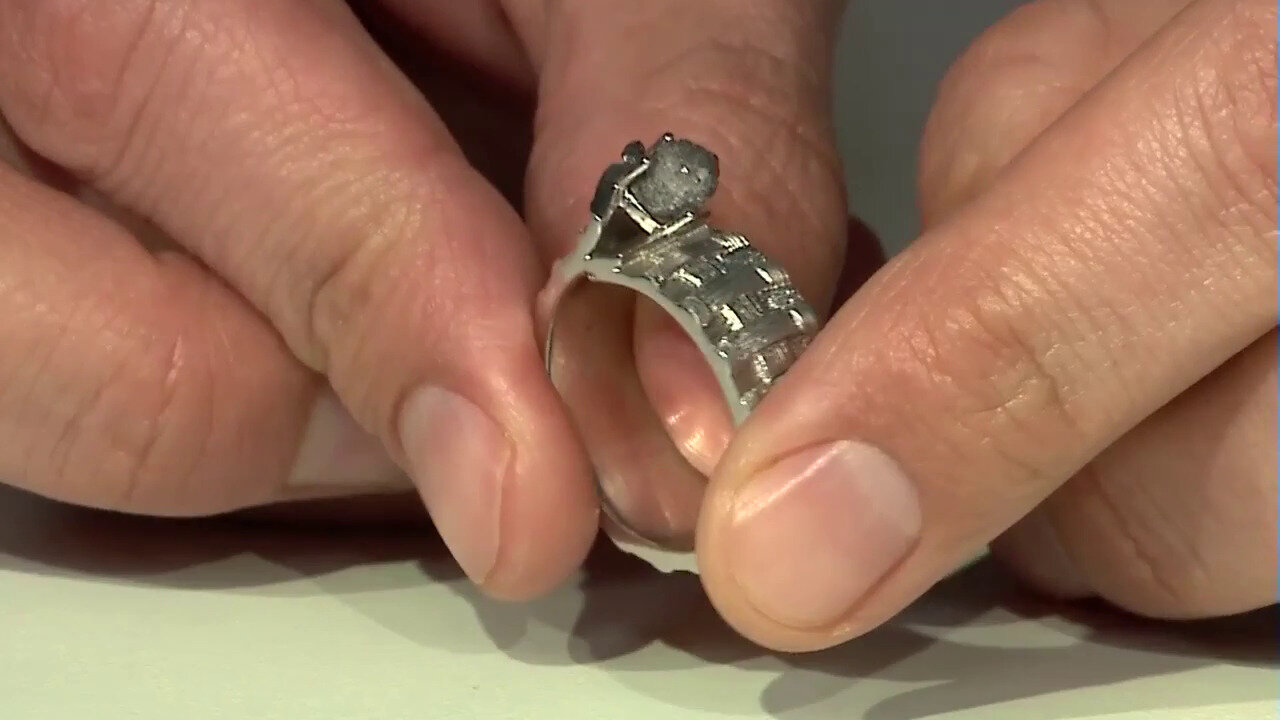 Video Zilveren ring met een Zilveren Diamant (MONOSONO COLLECTION)