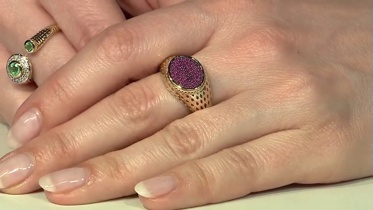 Video 9K Ruby Gold Ring (Ornaments by de Melo)