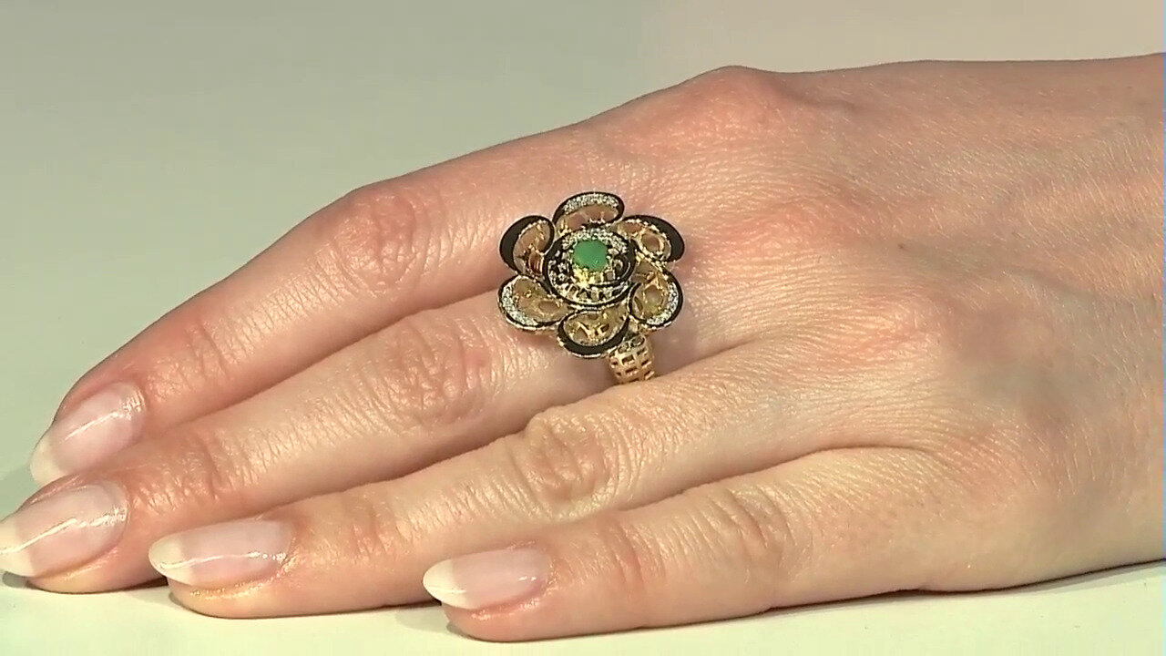 Video 9K Brazilian Emerald Gold Ring (Ornaments by de Melo)