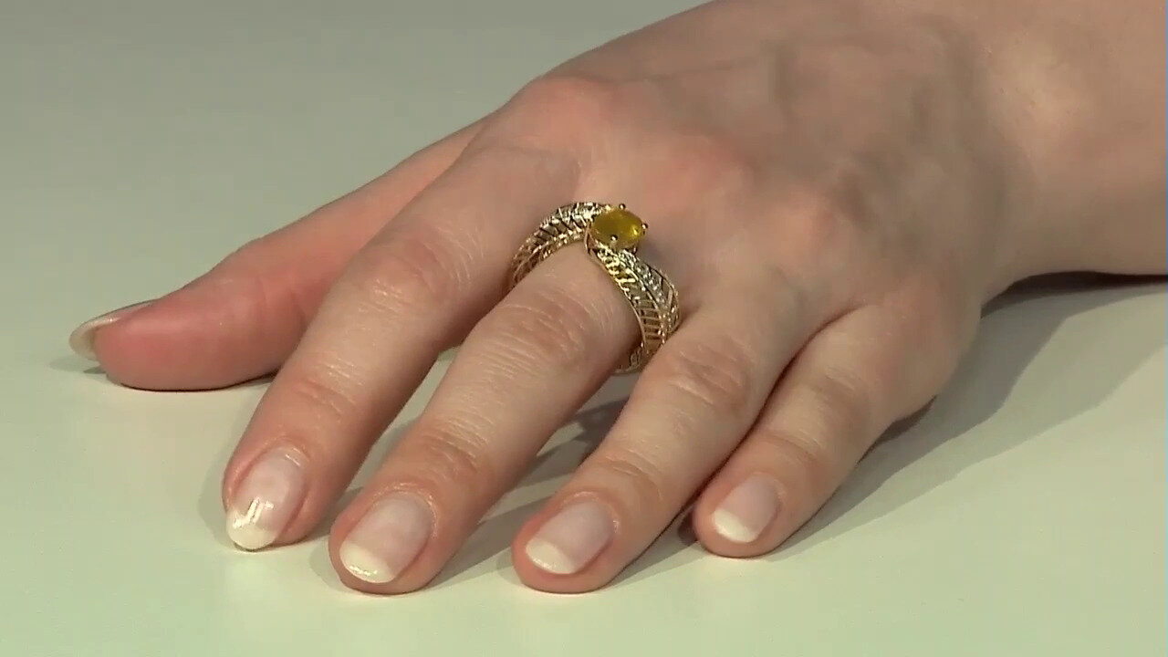 Video Gouden ring met een Gele Madagaskar Saffier (Ornaments by de Melo)