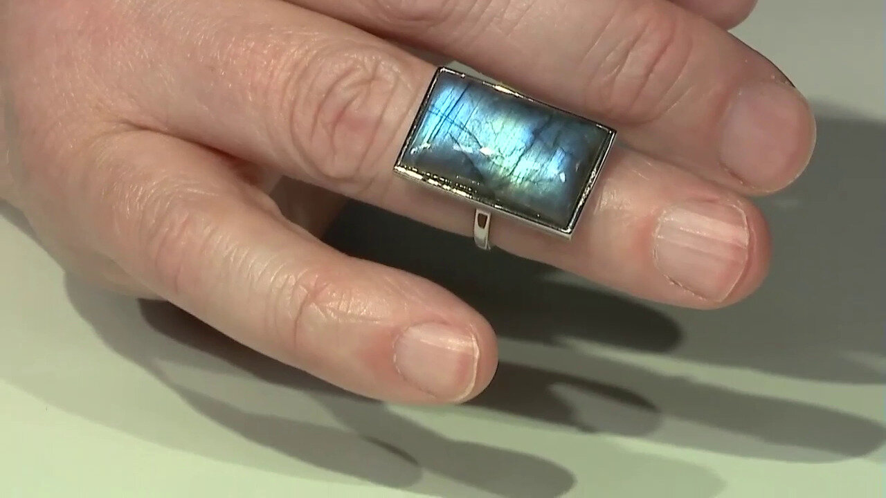 Video Zilveren ring met een labradoriet (MONOSONO COLLECTION)