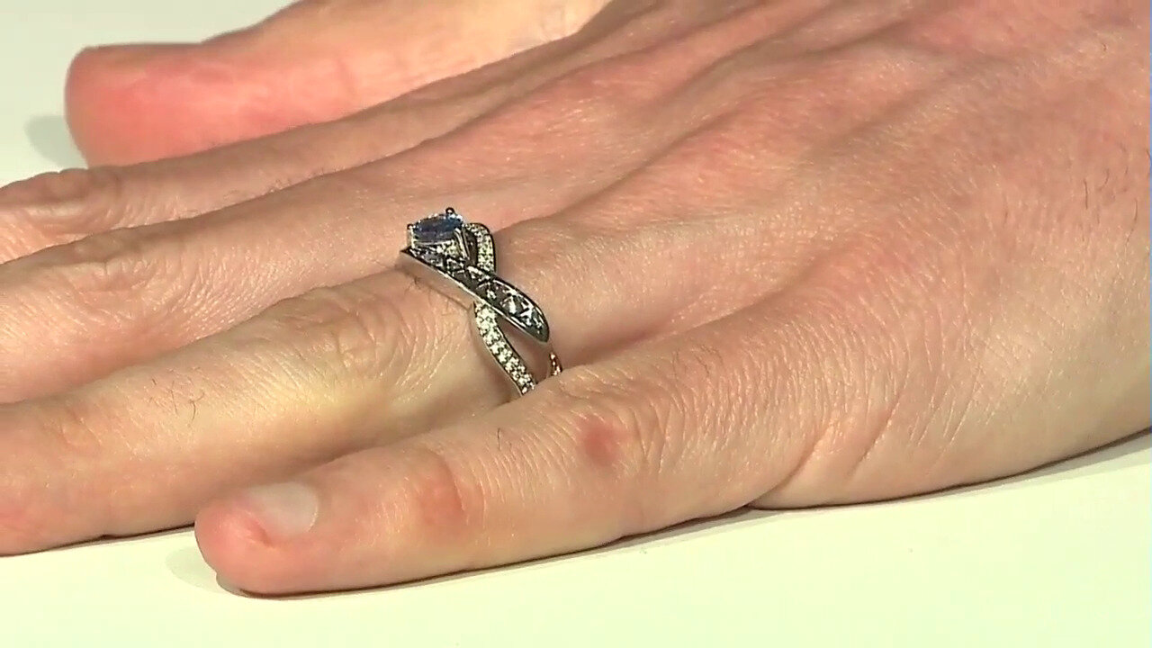 Video Zilveren ring met een Onverhitte Tanzaniet (MONOSONO COLLECTION)