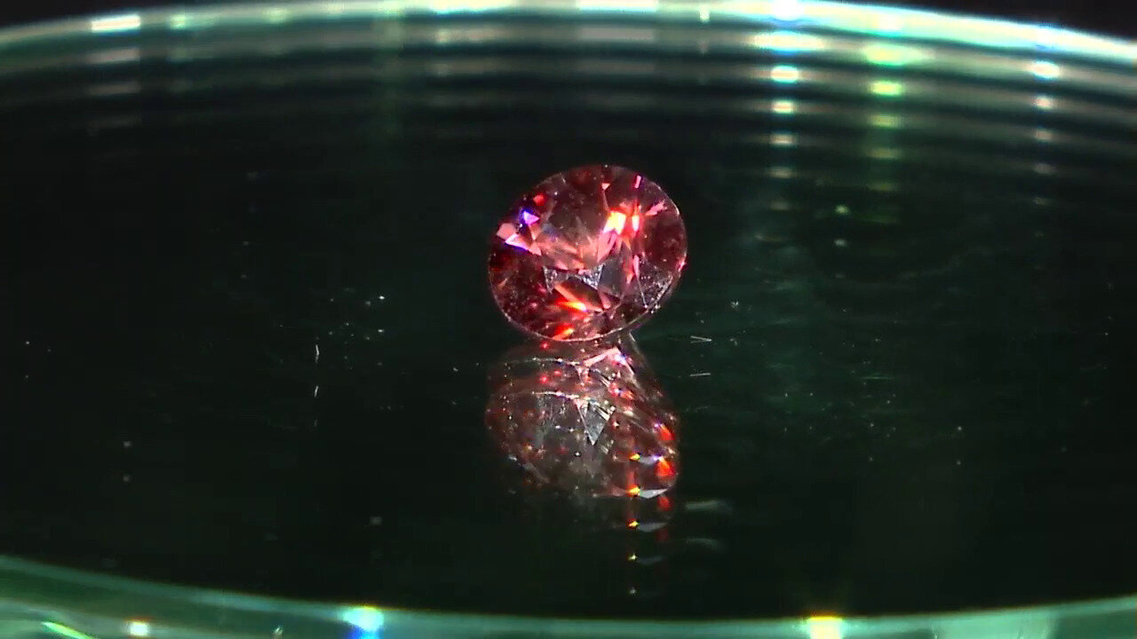 Video Piedra preciosa con Zircón rosado