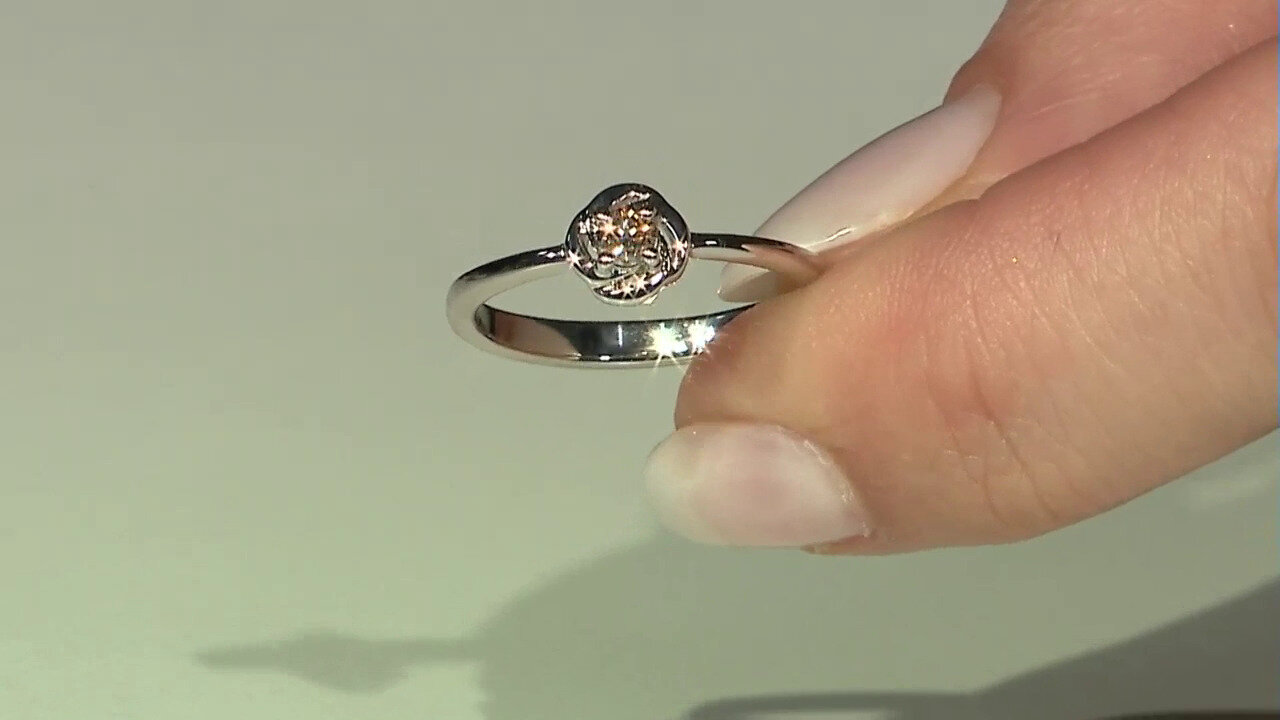 Video Zilveren ring met een I3 Champagne Diamant