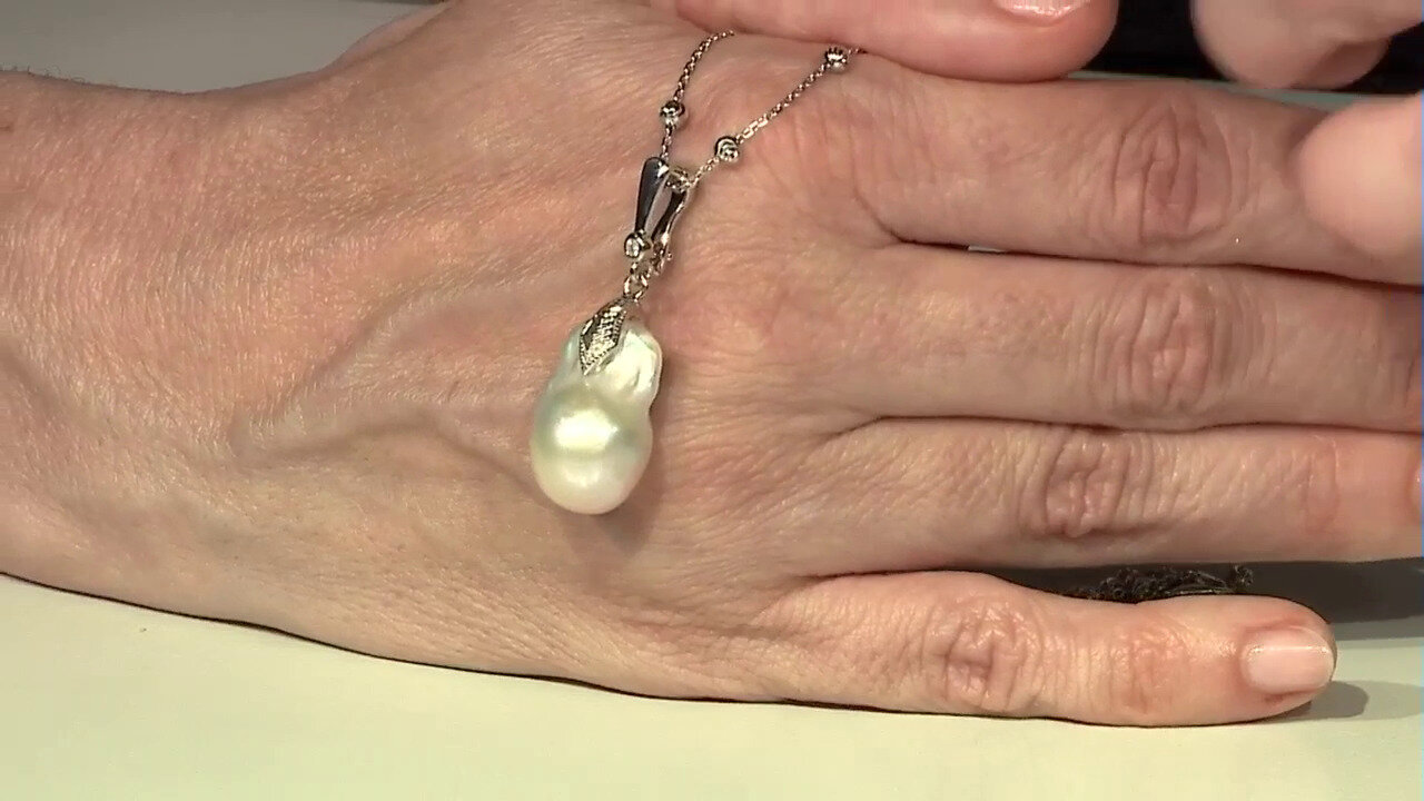 Video Zilveren halsketting met een zoetwater kweekparel (TPC)