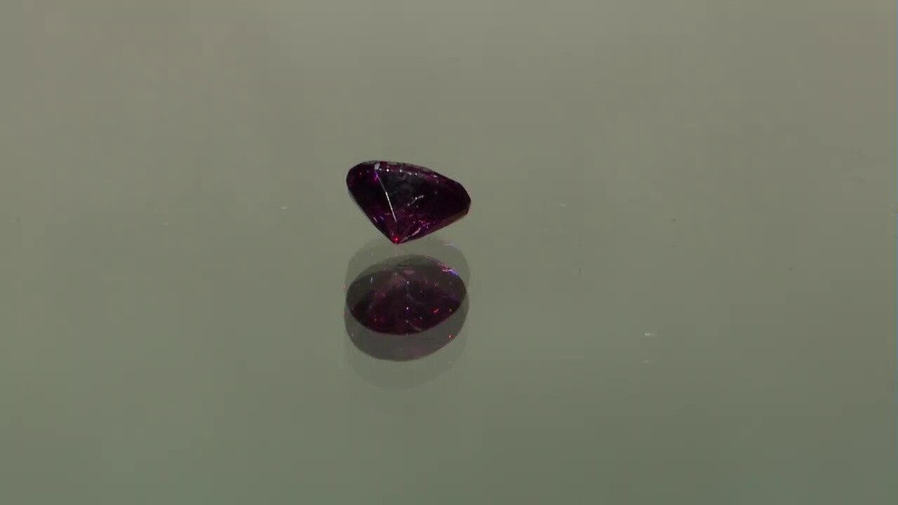 Video Piedra preciosa con Granate Magenta