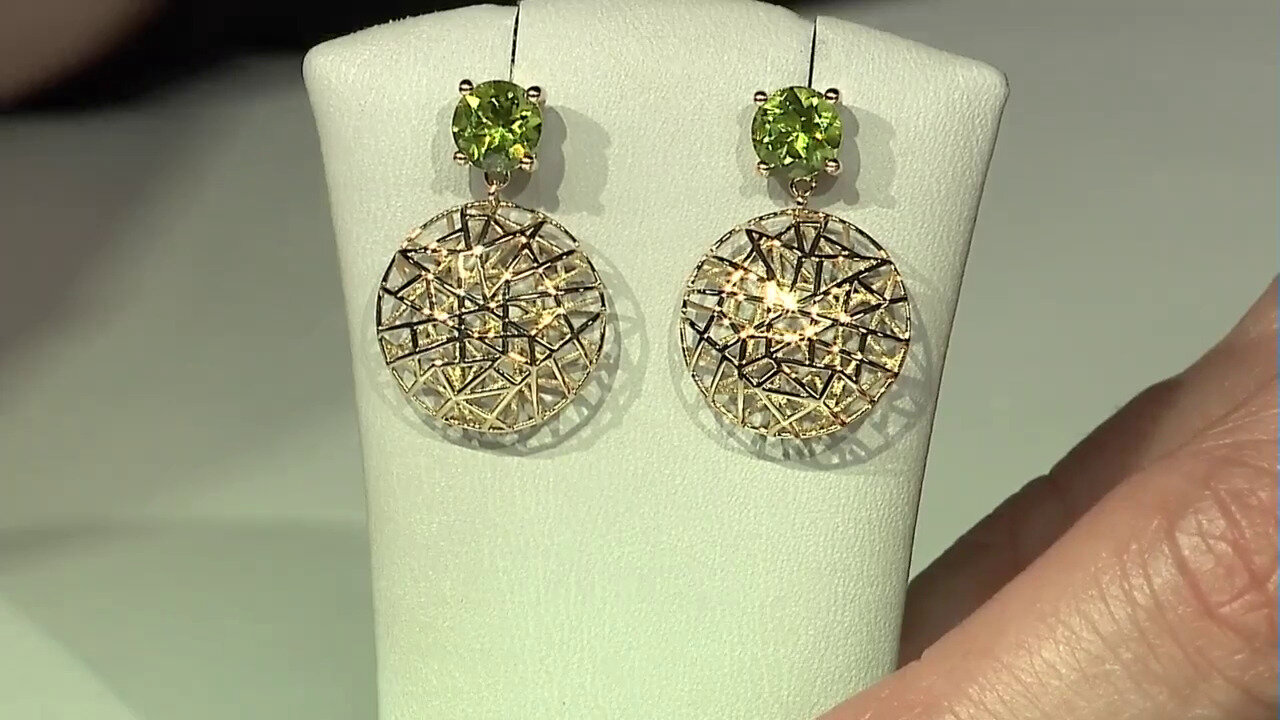 Video 9K Peridot Gold Earrings (Ornaments by de Melo)