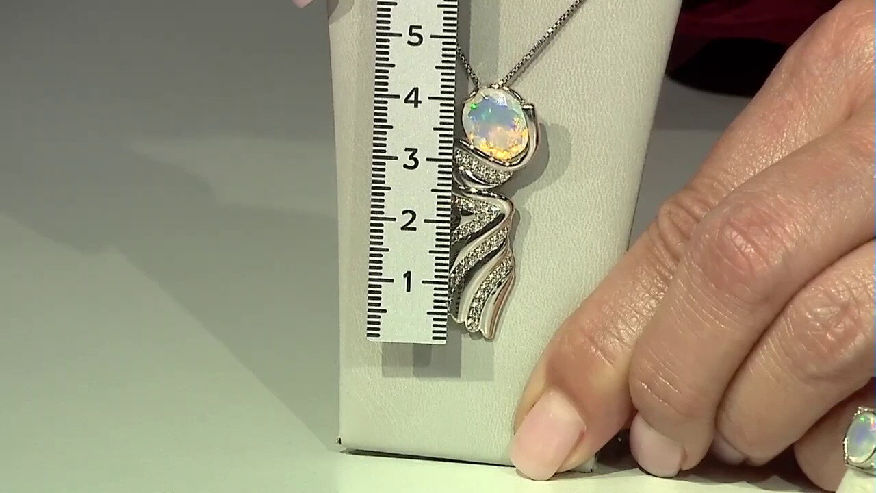 Video Welo Opal Silver Pendant (SAELOCANA)