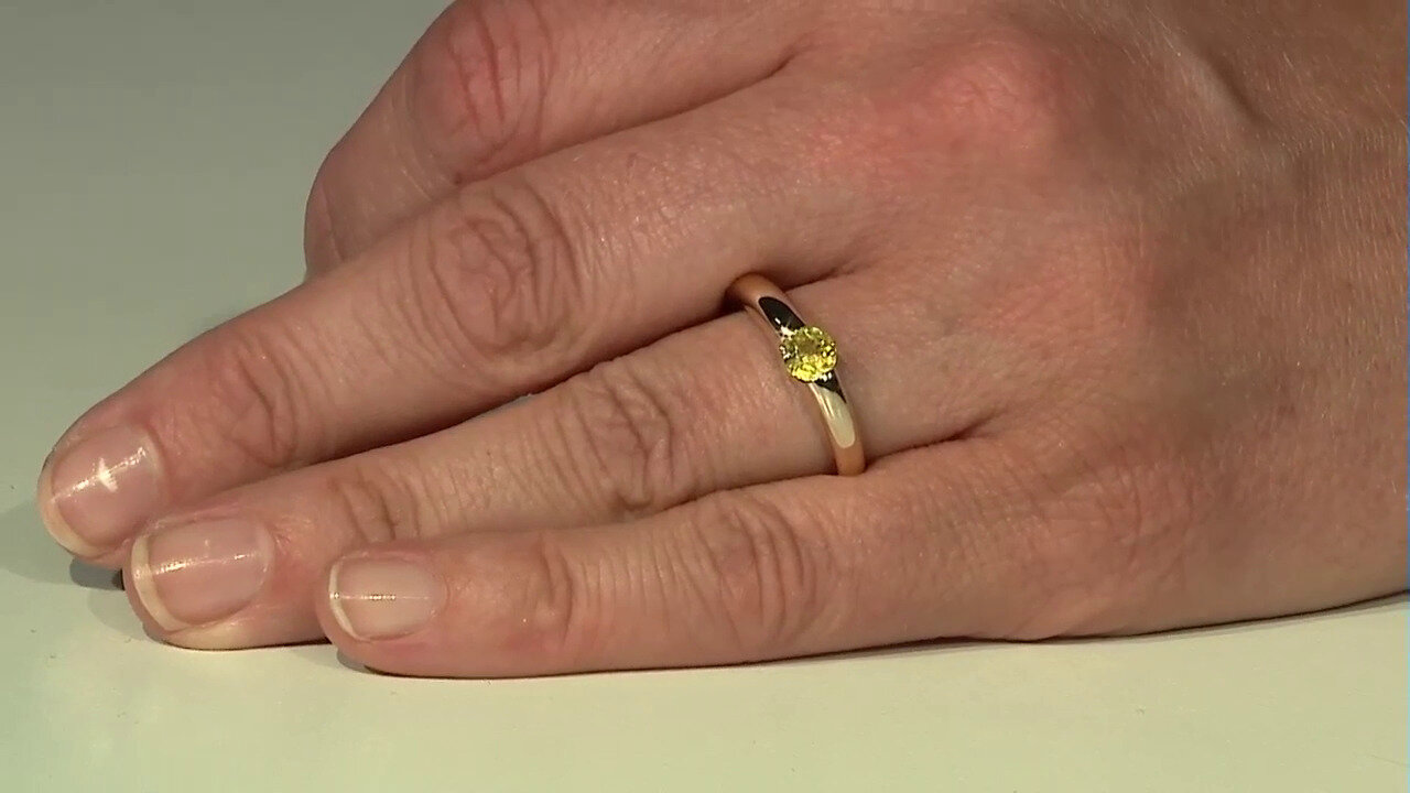Video 9K Sphene Gold Ring