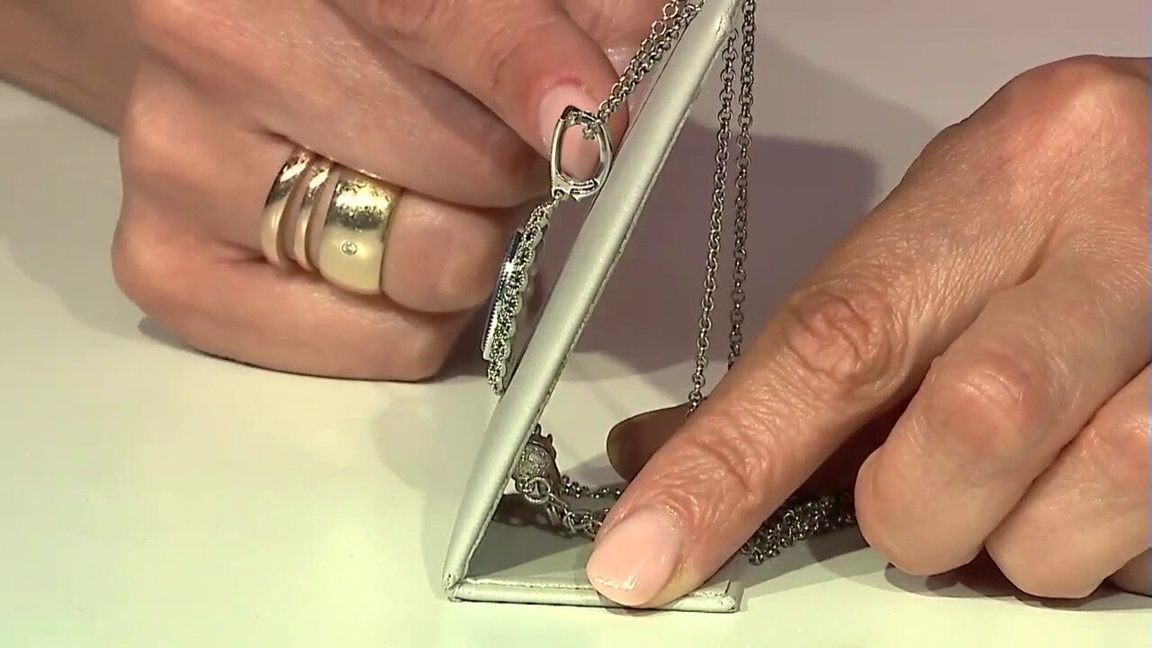 Video Zilveren hanger met een kyaniet (Annette classic)