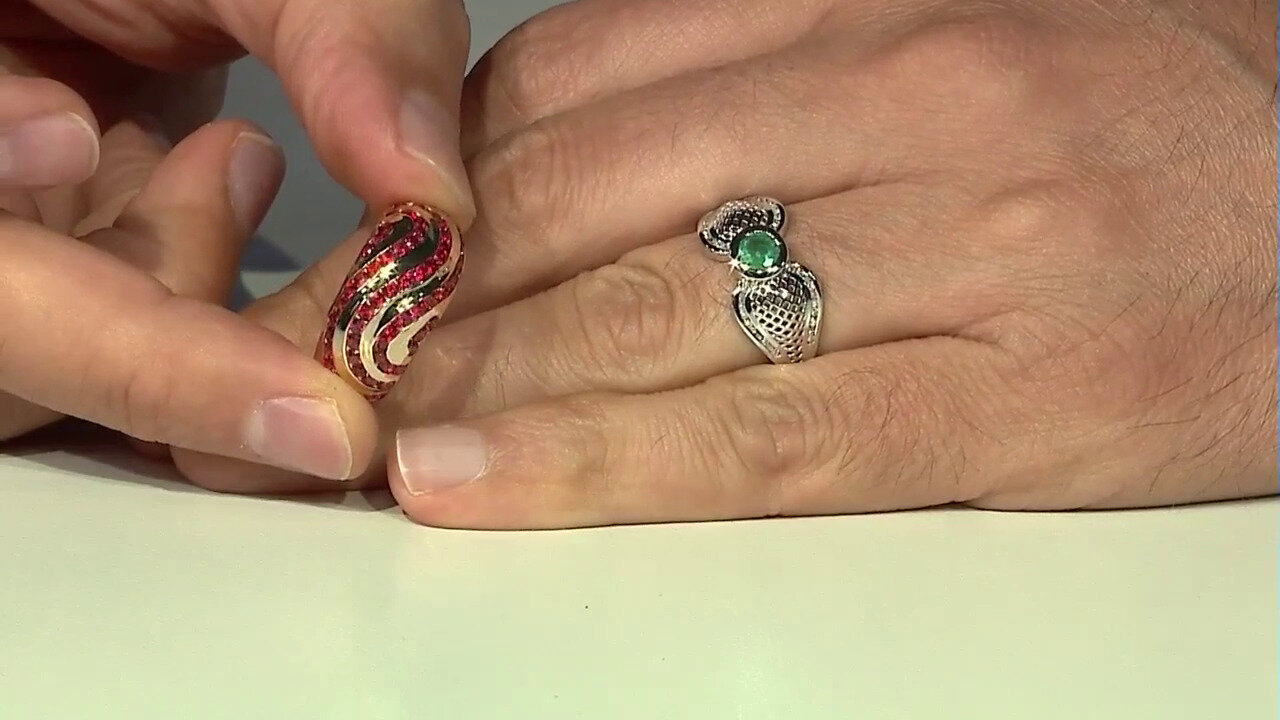 Video Gouden ring met een Zambia-smaragd (Ornaments by de Melo)