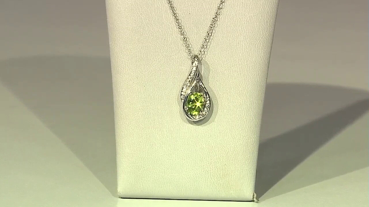 Video Burmese Peridot Silver Necklace