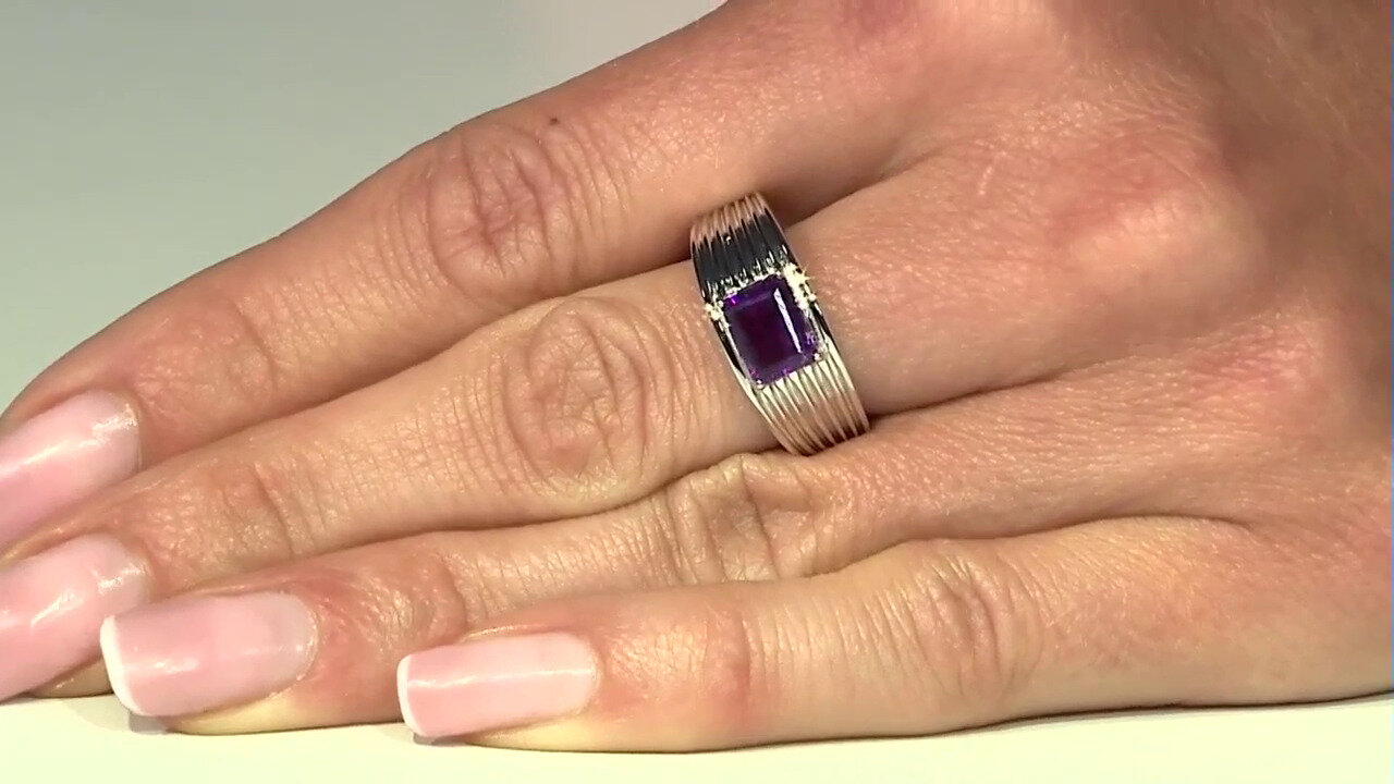 Video Amethyst Silver Ring