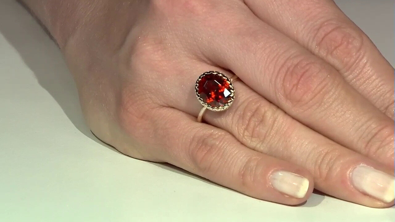 Video Bague en or et Grenat Hessonite