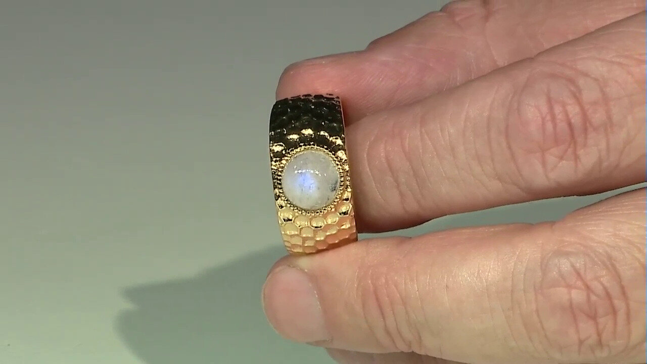 Video Rainbow Moonstone Silver Ring