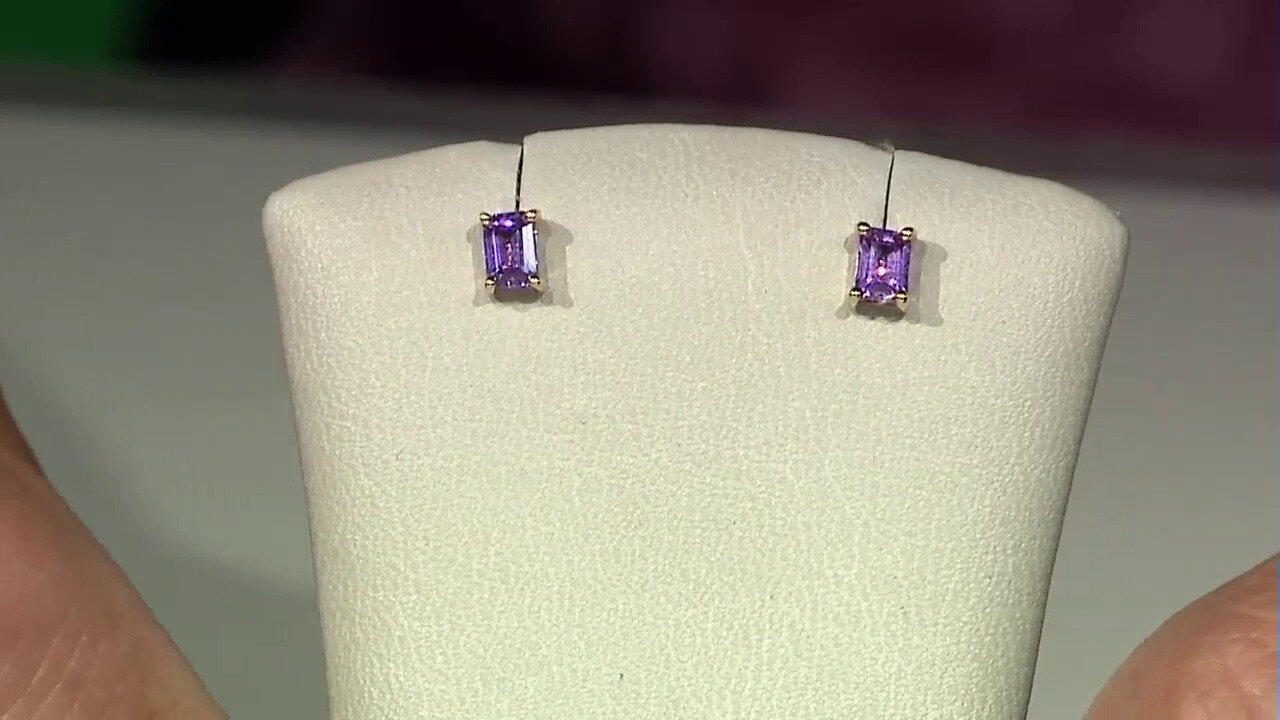 Video 9K Unheated Ceylon Purple Sapphire Gold Earrings