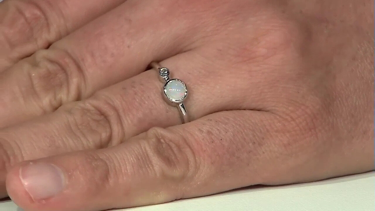 Video Anello in argento con Opale di Welo