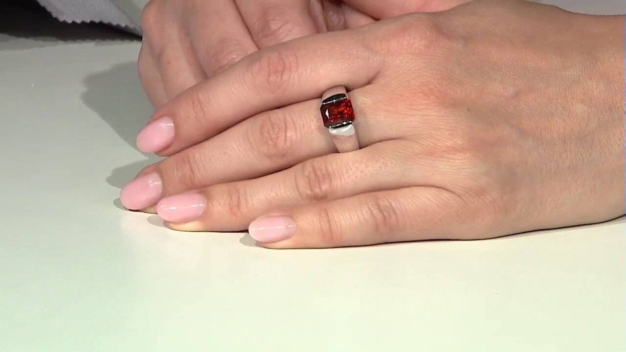 Video Bague en or et Grenat Hessonite