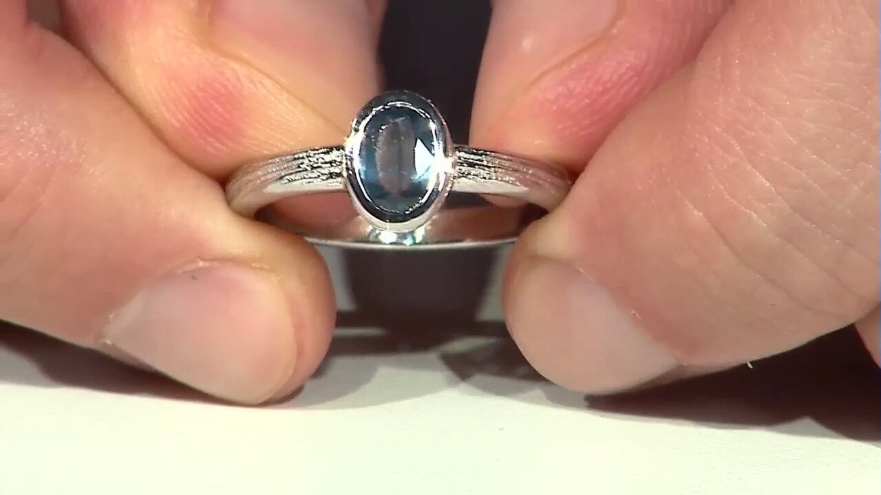 Video Anello in argento con Cianite Blu Foglia di Tè