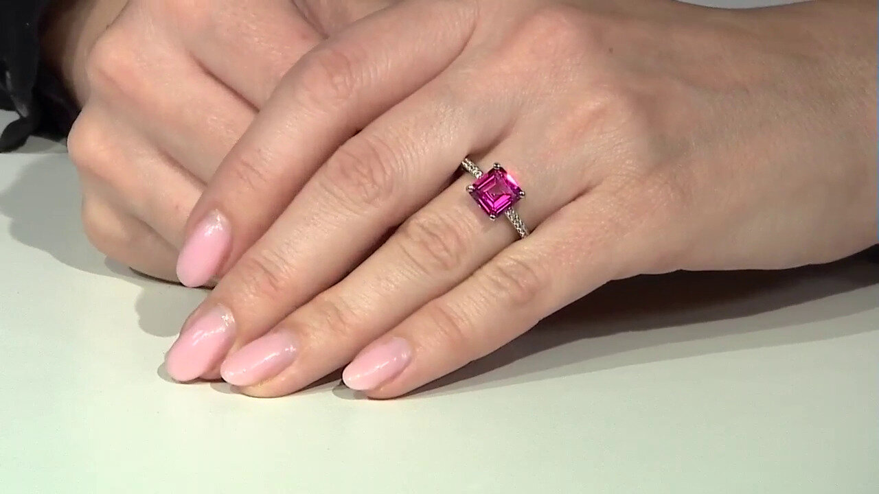 Video Pink Topaz Silver Ring