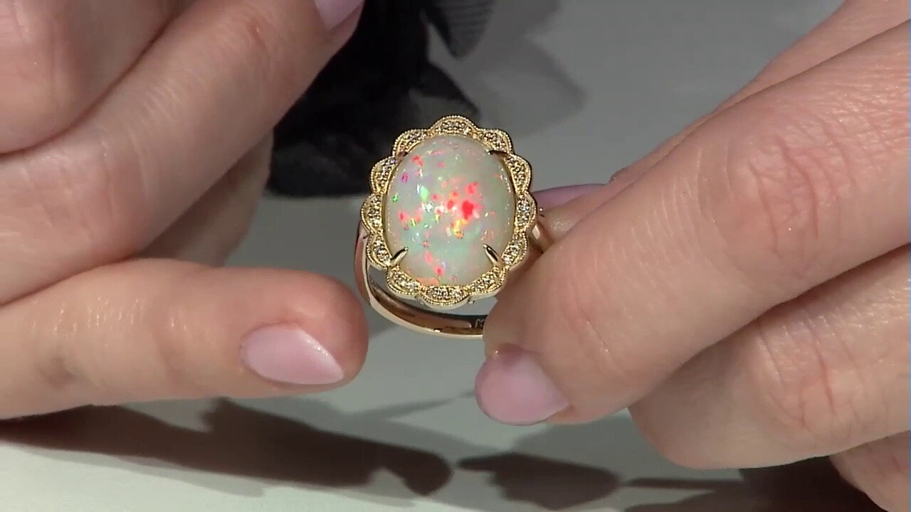 Video Gouden ring met een AAA Welo-opaal (CIRARI)