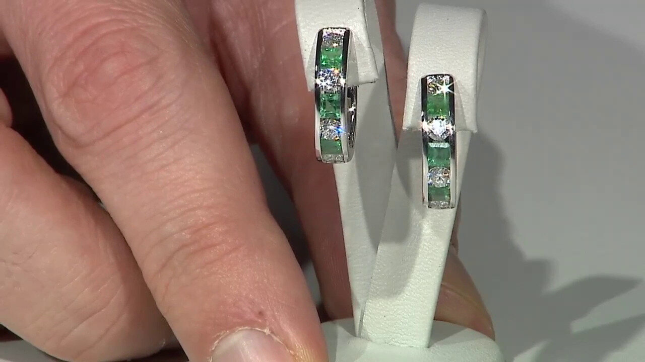Video 14K AAA Zambian Emerald Gold Earrings (CIRARI)