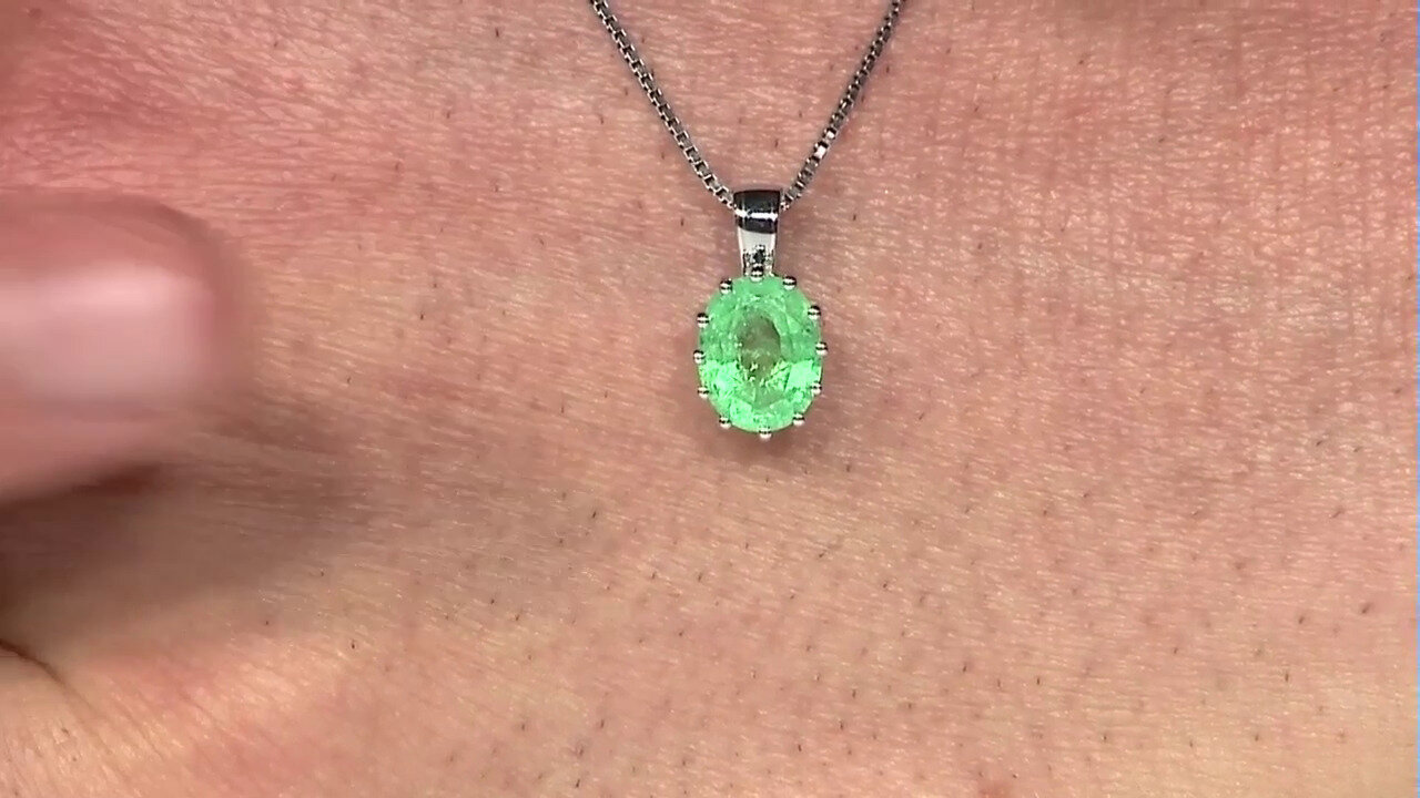 Video 9K Colombian Emerald Gold Pendant