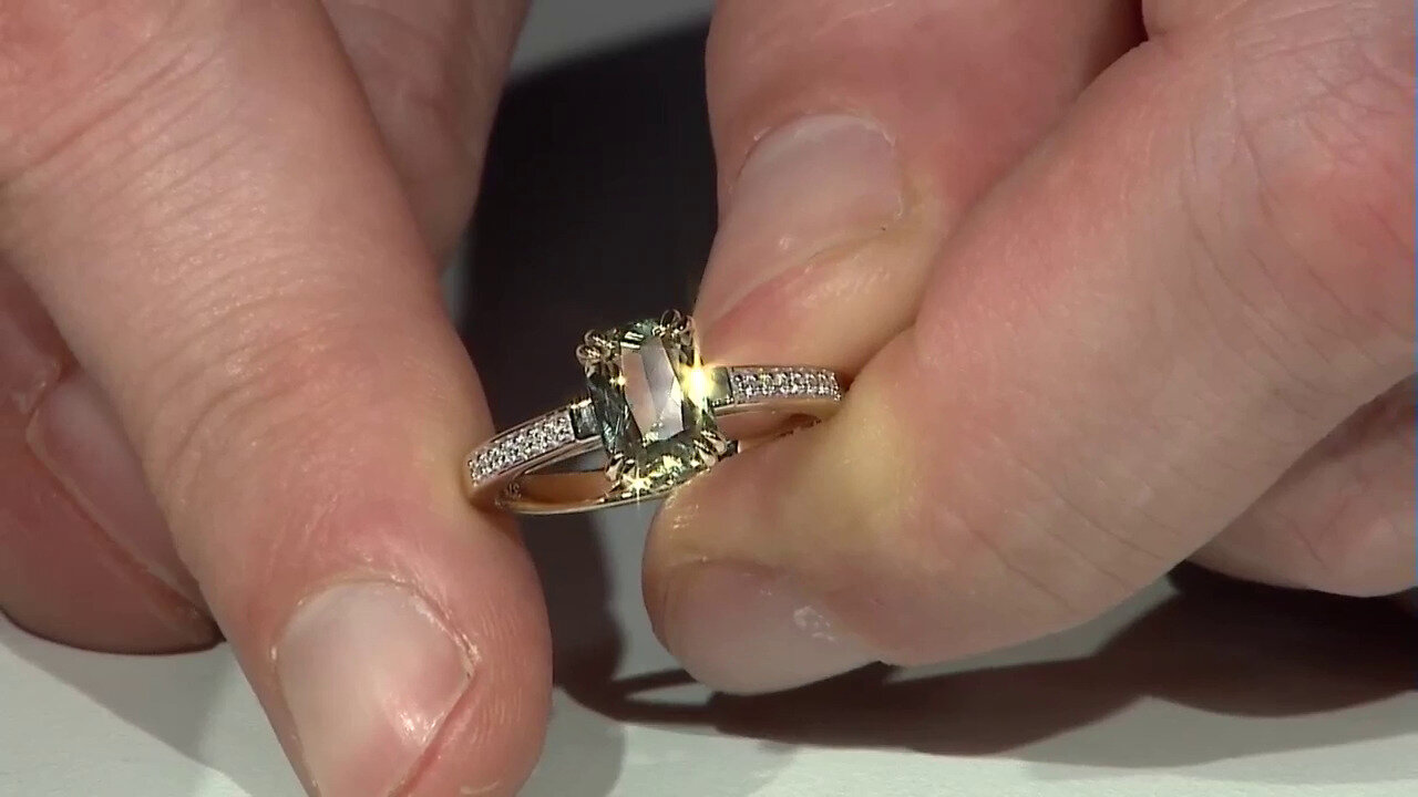 Video Gouden ring met een Kleurwissel diaspoor