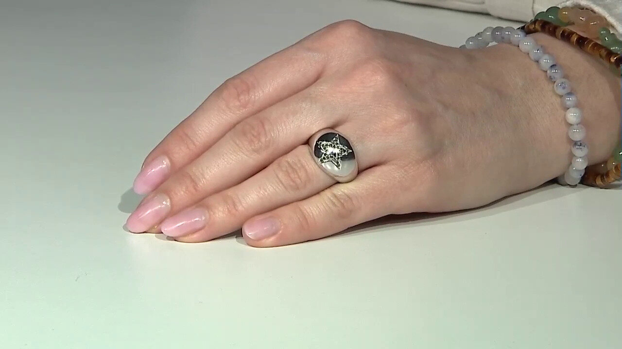 Video Anillo en latón con Diamante I3 verde (Juwelo Style)