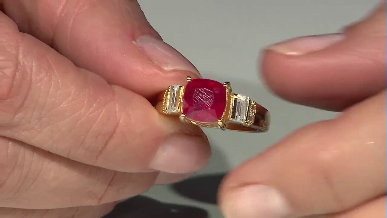 Video Bemainty Ruby Silver Ring