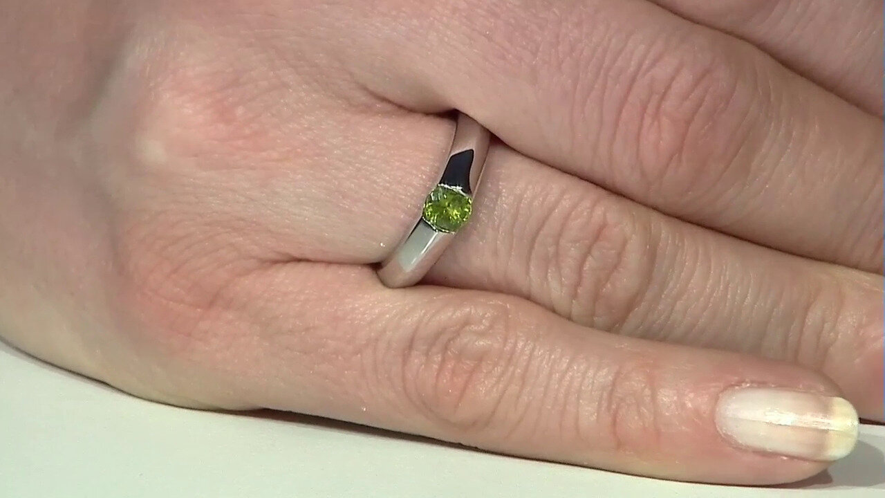 Video Idocrase Silver Ring