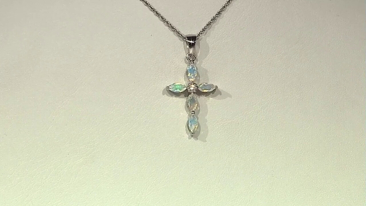 Video Welo Opal Silver Pendant