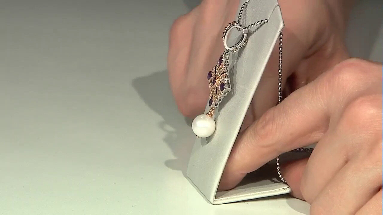 Video Zilveren halsketting met een zoetwater kweekparel (Dallas Prince Designs)