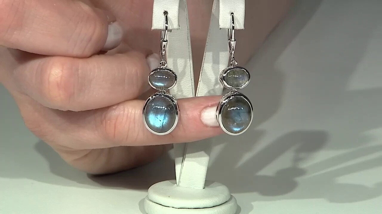 Video Pendientes en plata con Labradorita azul de Maniry (KM by Juwelo)