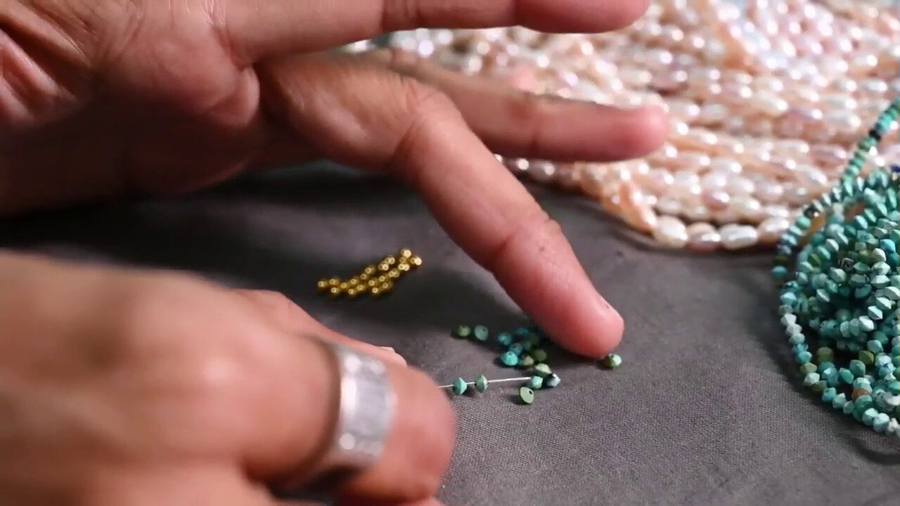 Video Zilveren halsketting met turkooisstenen (Riya)