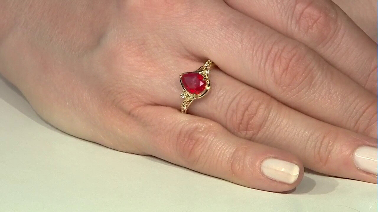 Video Red Ethiopian Opal Silver Ring