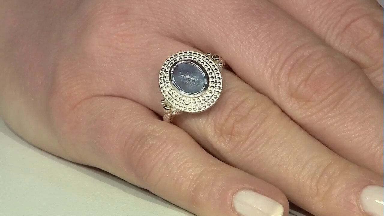 Video Zilveren ring met een aquamarijn (Granulieren)