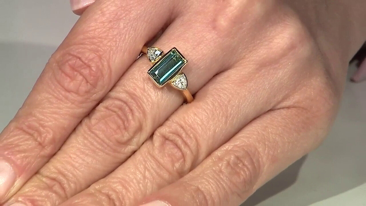 Video Zilveren ring met een indigoliet