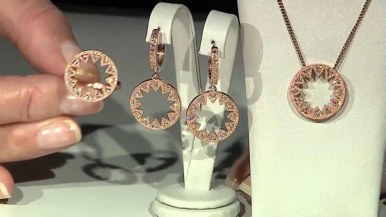 Video Gouden oorbellen met SI1 Argyle Rose De France Diamanten (Annette)
