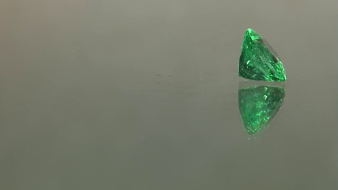 Video Edelsteen met een Muzo smaragd 4,23 ct