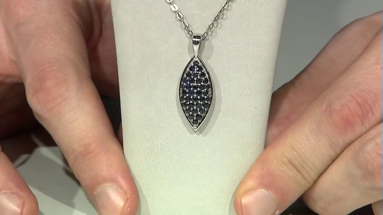 Video Kanchanaburi Sapphire Silver Pendant