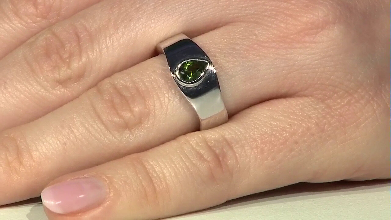 Video Zilveren ring met een groene toermalijn