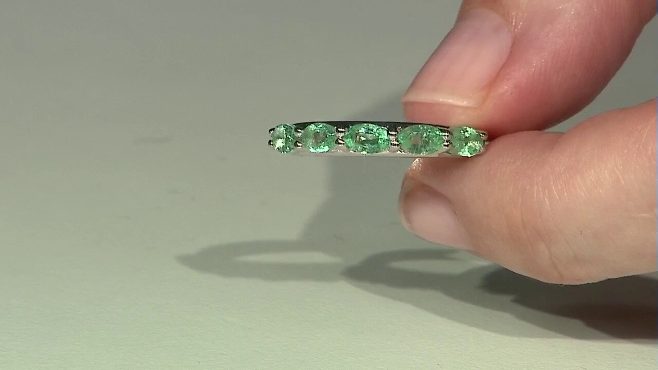 Video Colombian Emerald Silver Ring