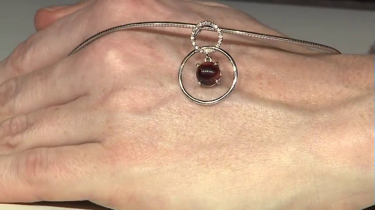 Video Red Tiger´s Eye Silver Pendant