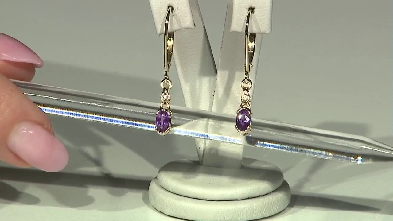 Video 9K Unheated Ceylon Purple Sapphire Gold Earrings